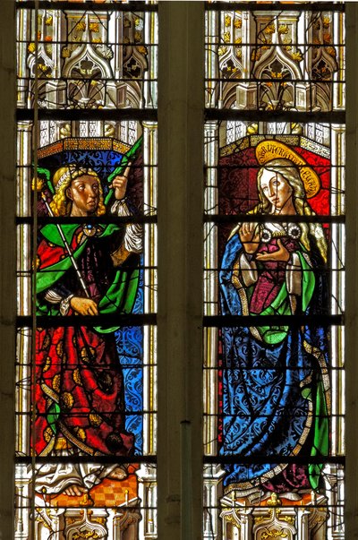 Ventana que representa la Anunciación de French School